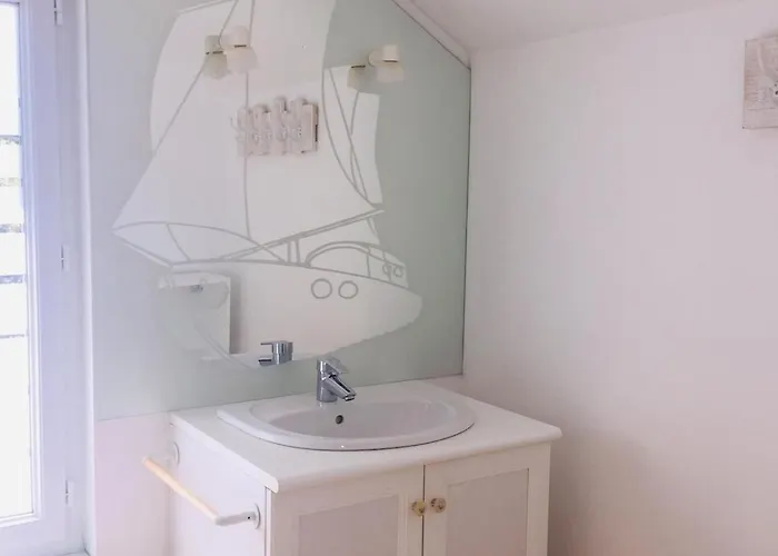 Maison Pleine De Charme - A 200m Casa de Férias *